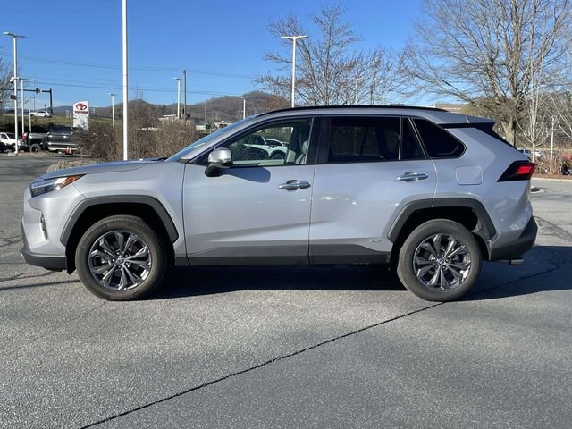 Used 2022 Toyota RAV4 Limited image 2