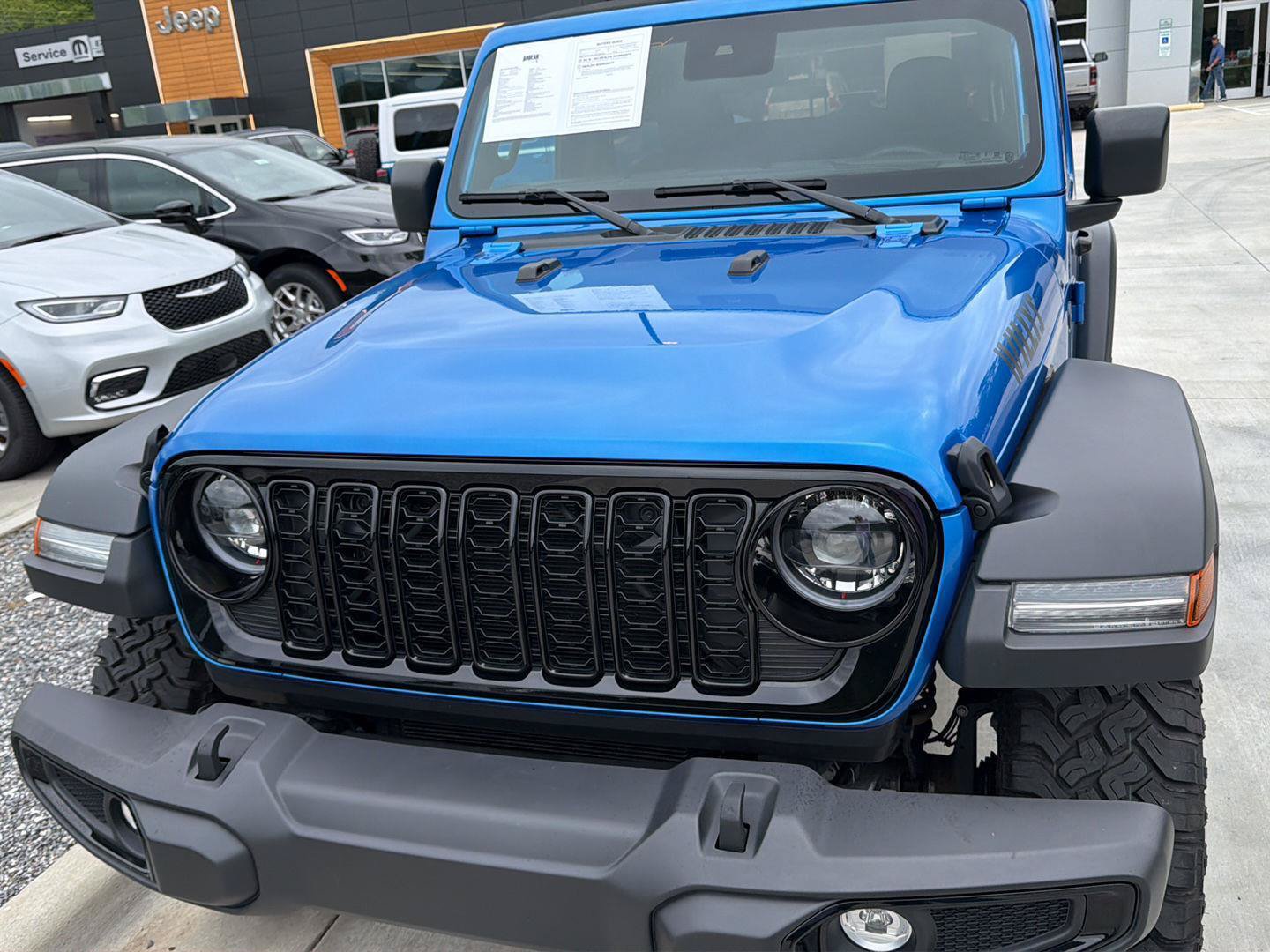 Used 2024 Jeep Wrangler Sport AWD/4WD image 8