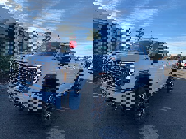 New 2026 GMC Sierra 2500 Denali image 2