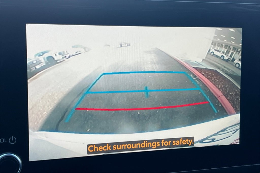 Certified 2025 Toyota Highlander XLE image 21