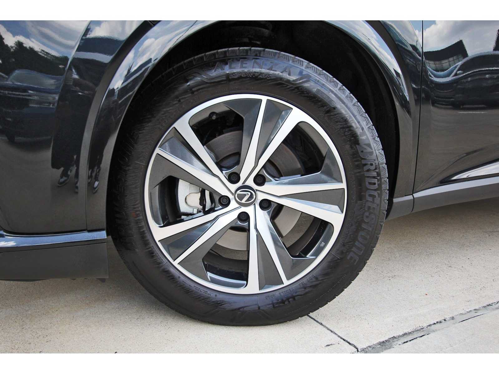 Used 2025 Lexus RX 350 Premium w/ Accessory Package (Z1) FWD image 30