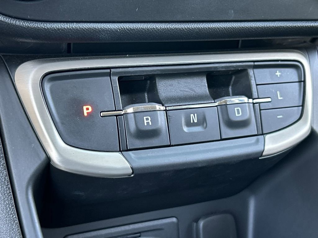 Used 2024 GMC Terrain Denali w/ Denali Premium Package image 16