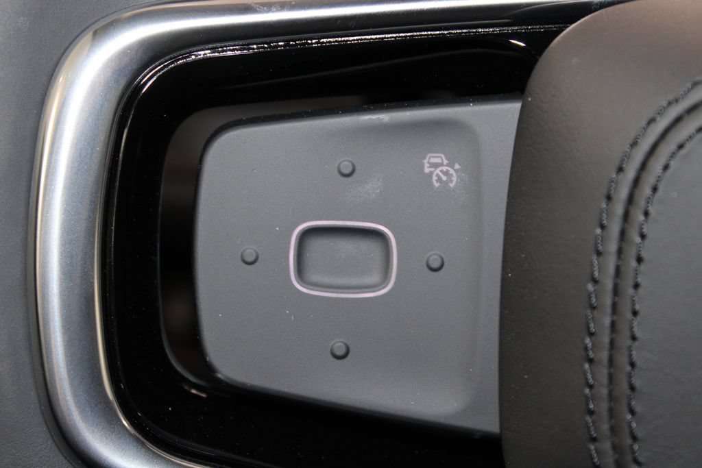 New 2026 Lincoln Nautilus Premier AWD/4WD image 34