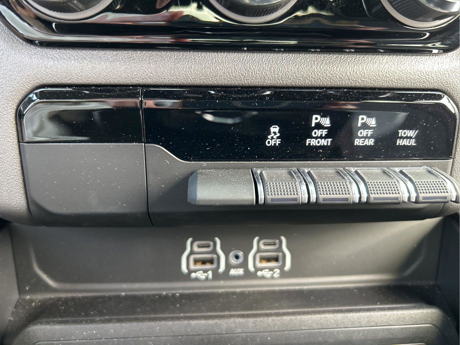 Certified 2025 RAM 1500 Big Horn image 23