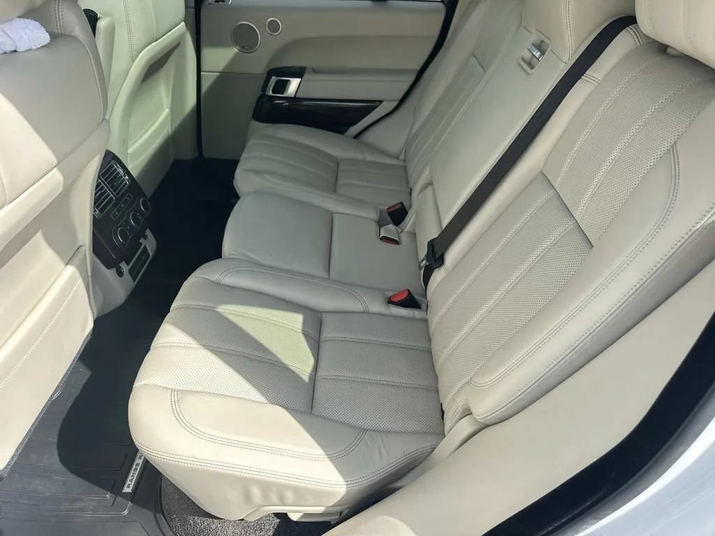 Used 2017 Land Rover Range Rover Supercharged AWD/4WD image 17
