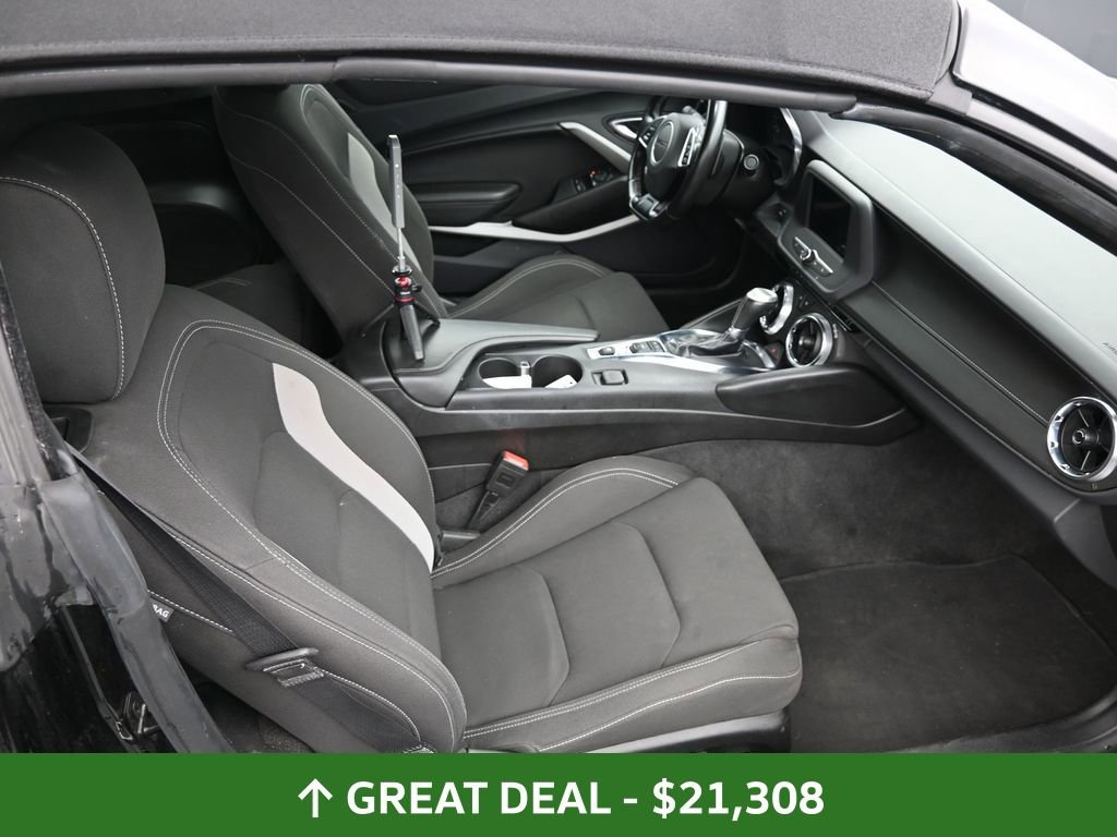 Used 2023 Chevrolet Camaro LT image 19