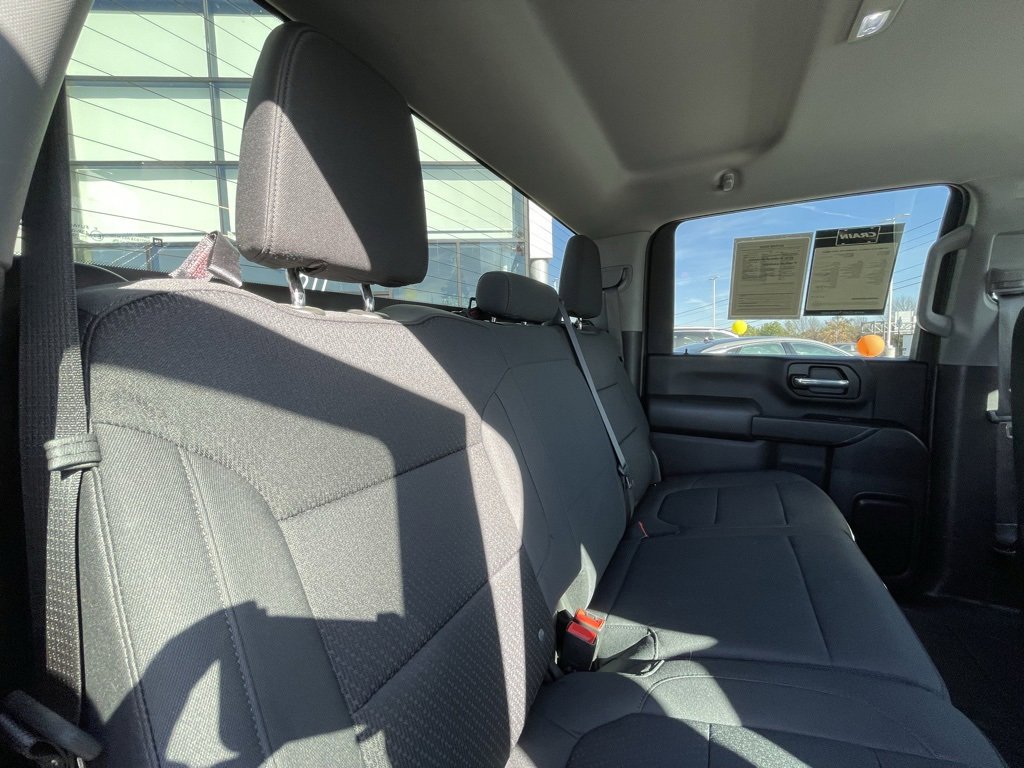 Used 2023 GMC Sierra 2500 Pro w/ Gooseneck/5TH Wheel Package image 28