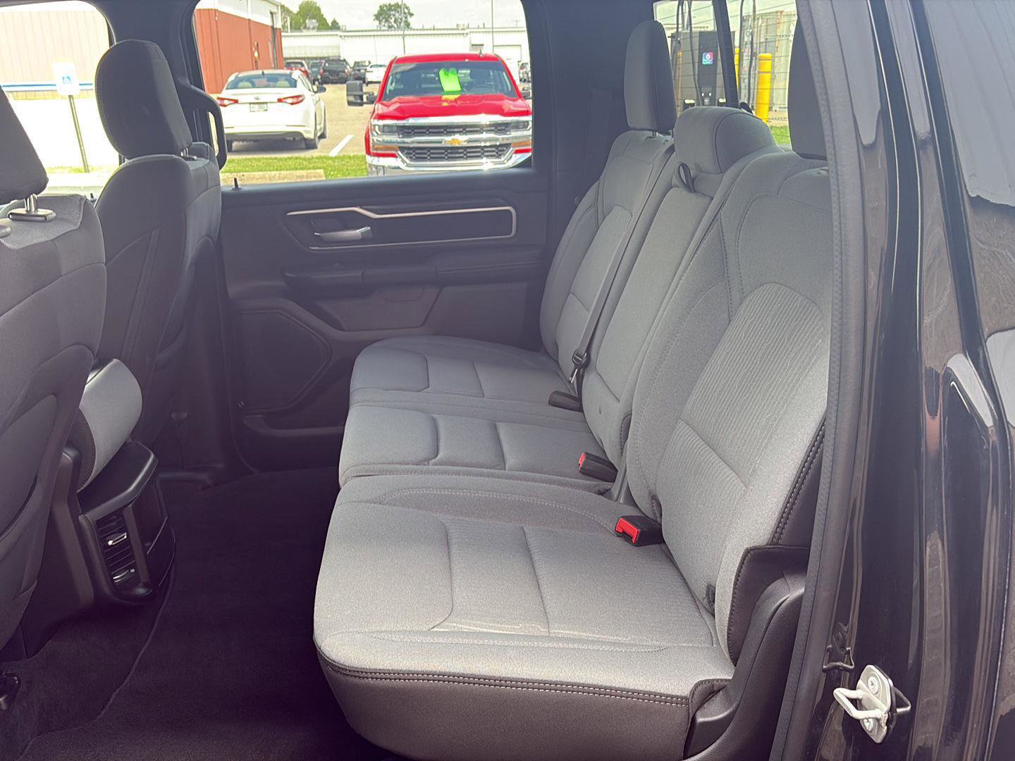 Used 2023 RAM 1500 Big Horn AWD/4WD image 31