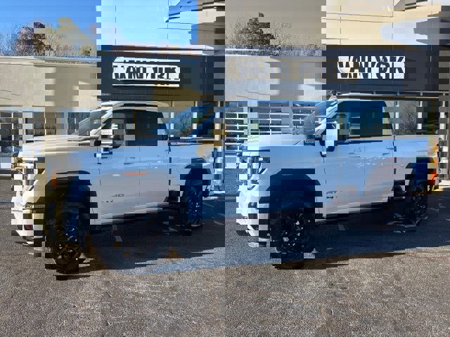 New 2025 GMC Sierra 2500 AT4 w/ AT4 Premium Plus Package image 57