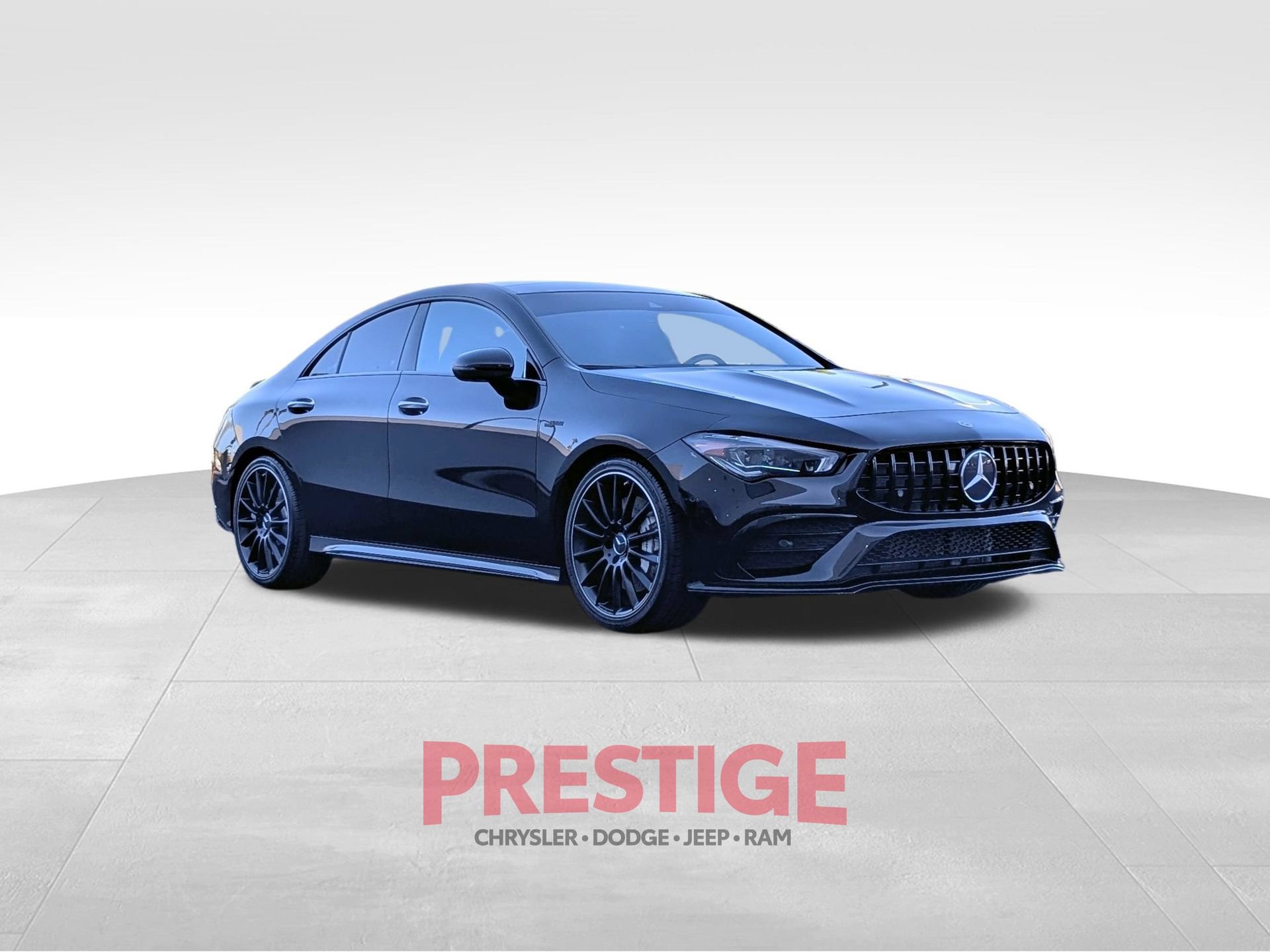 Used 2023 Mercedes-Benz CLA 35 AMG 4MATIC image 5