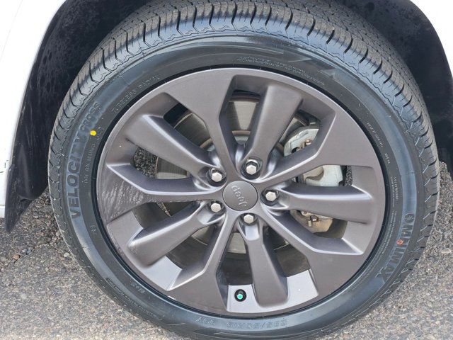 Used 2020 Jeep Cherokee High Altitude image 27