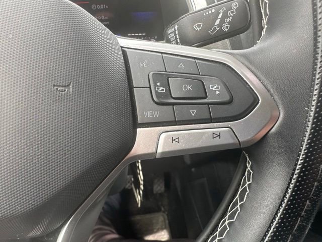 Used 2024 Volkswagen Tiguan SE AWD/4WD image 16