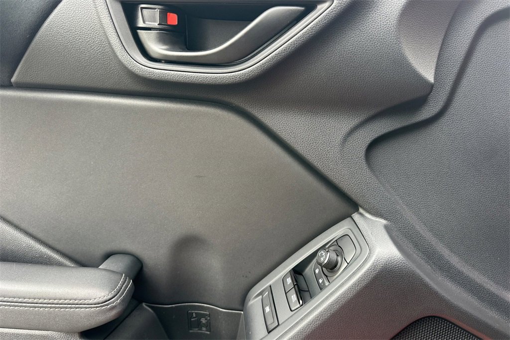 Used 2022 Toyota GR86 Premium image 11