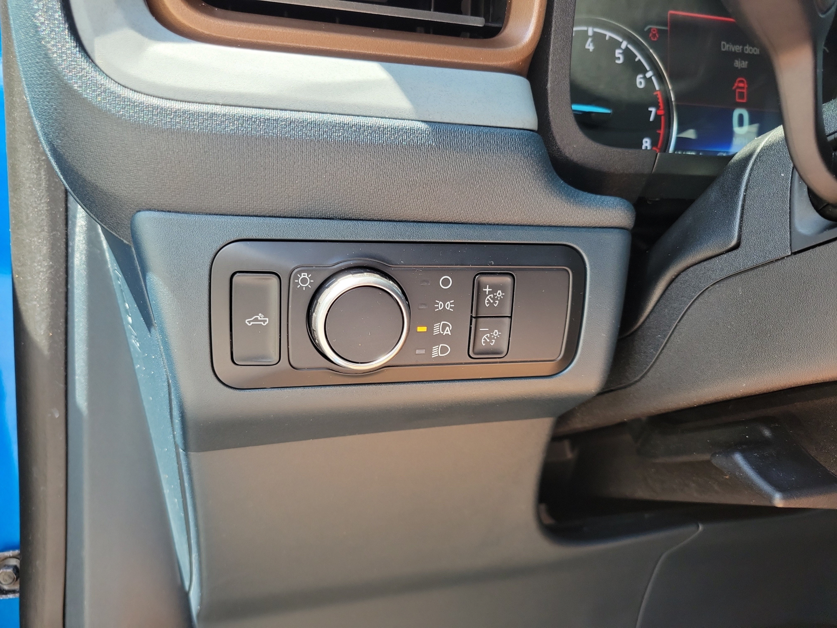 Used 2022 Ford Maverick Lariat w/ Lariat Luxury Package FWD image 19