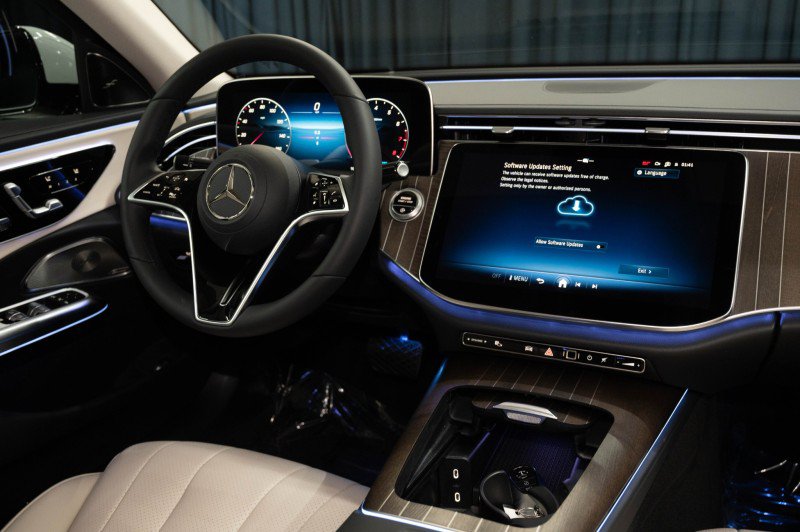 New 2027 Mercedes-Benz E 350 Sedan image 17