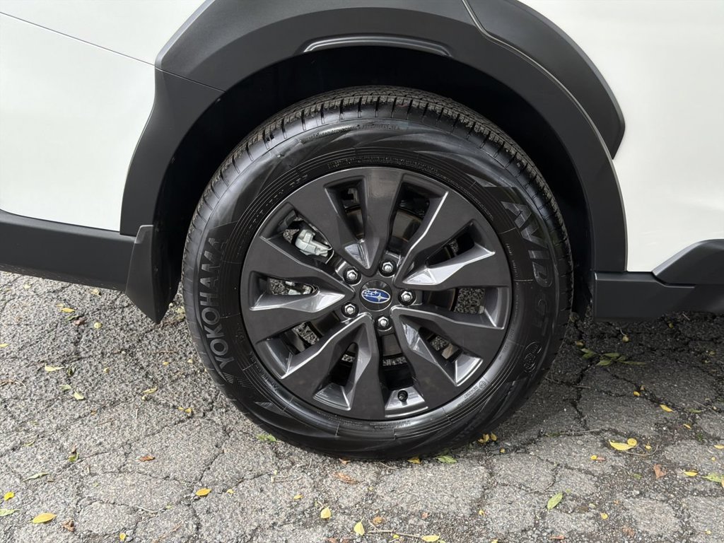 Certified 2025 Subaru Outback Onyx Edition AWD/4WD image 12