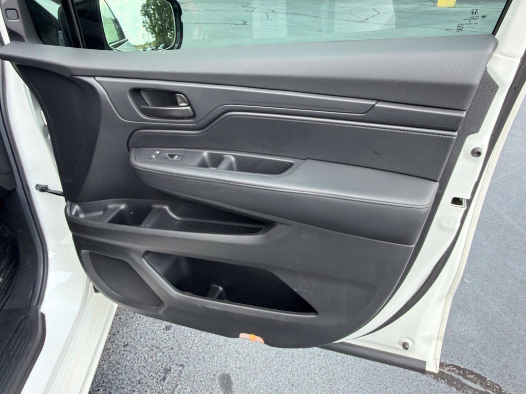 Used 2025 Honda Odyssey Sport-L image 30