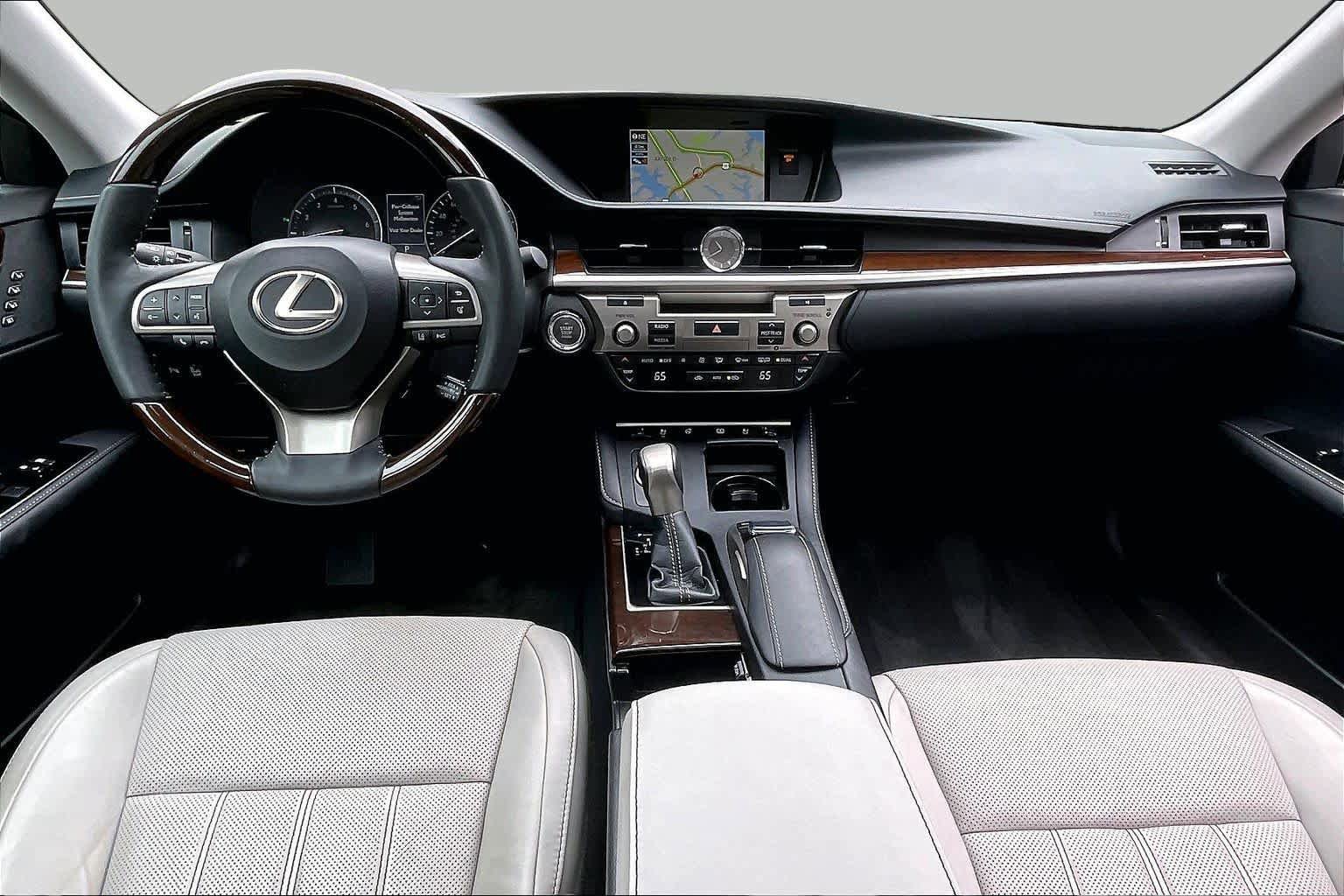 Used 2017 Lexus ES 350 w/ Luxury Package FWD image 15