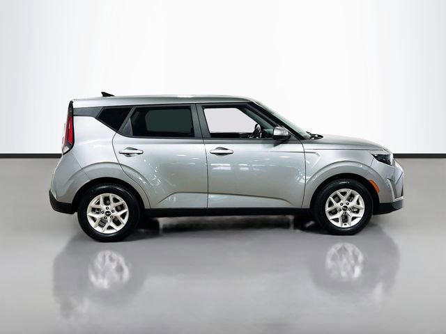 Certified 2024 Kia Soul LX w/ Option Group 015 FWD image 8
