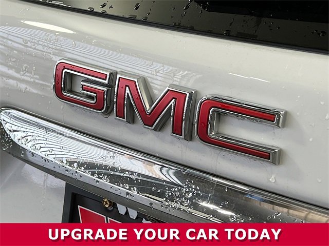 Used 2023 GMC Terrain SLT w/ Infotainment Package II image 33