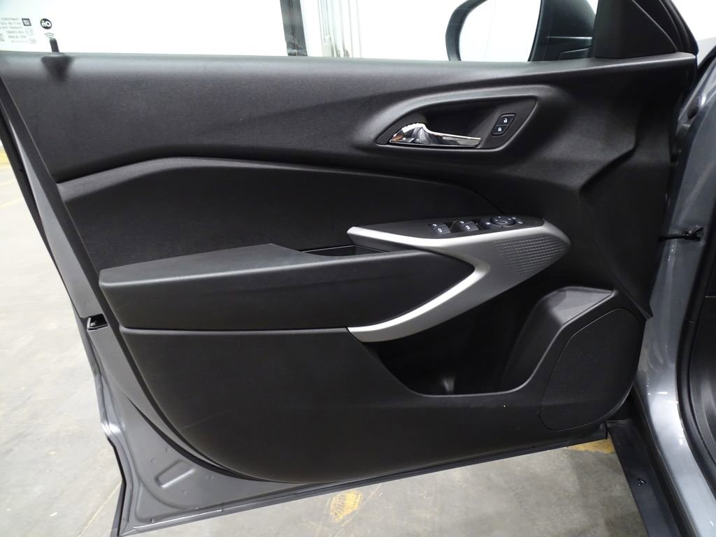 Used 2024 Chevrolet Trax LS image 16