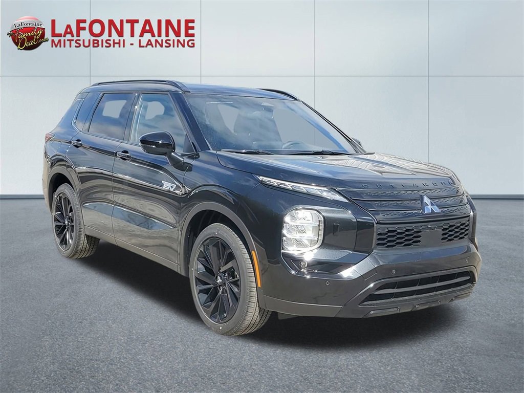 New 2025 Mitsubishi Outlander SEL Black Edition image 3