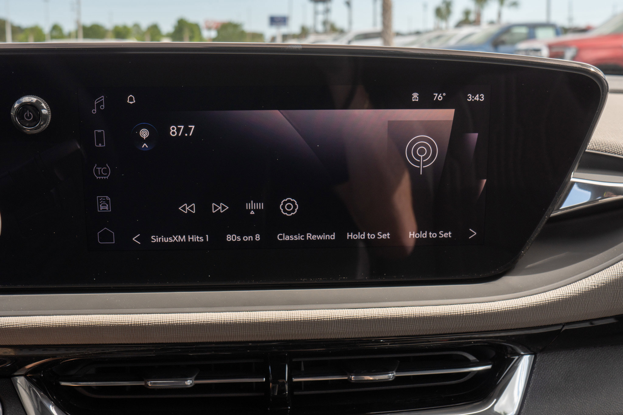 New 2026 Buick Envista Avenir FWD image 15