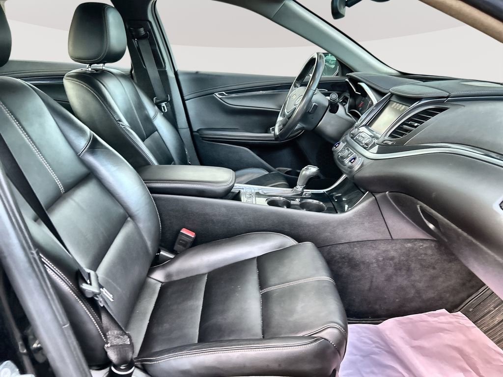Used 2018 Chevrolet Impala LT image 27