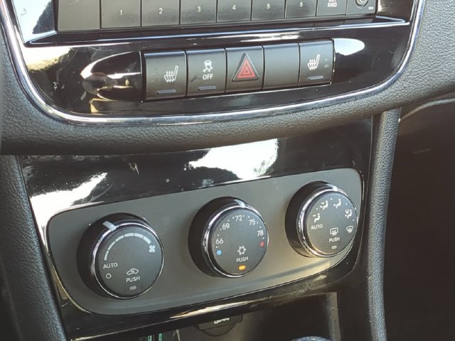 Used 2012 Chrysler 200 Touring w/ Cold Weather Group FWD image 26