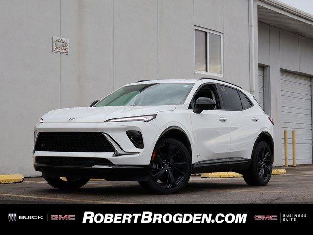 New 2025 Buick Envision Sport Touring image 1