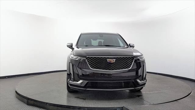 Used 2025 Cadillac XT6 Premium Luxury FWD image 12