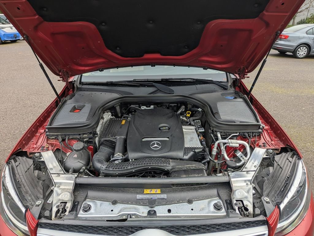 Used 2018 Mercedes-Benz GLC 300 4MATIC image 39