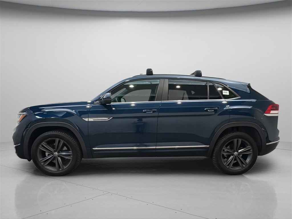 Used 2020 Volkswagen Atlas Cross Sport SE w/ Panoramic Sunroof Package image 2