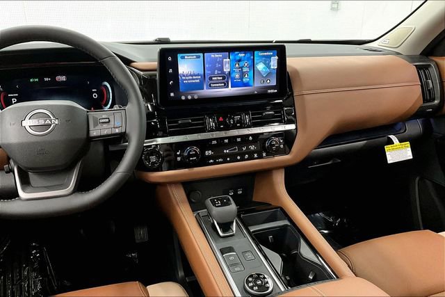 New 2026 Nissan Pathfinder Platinum image 8