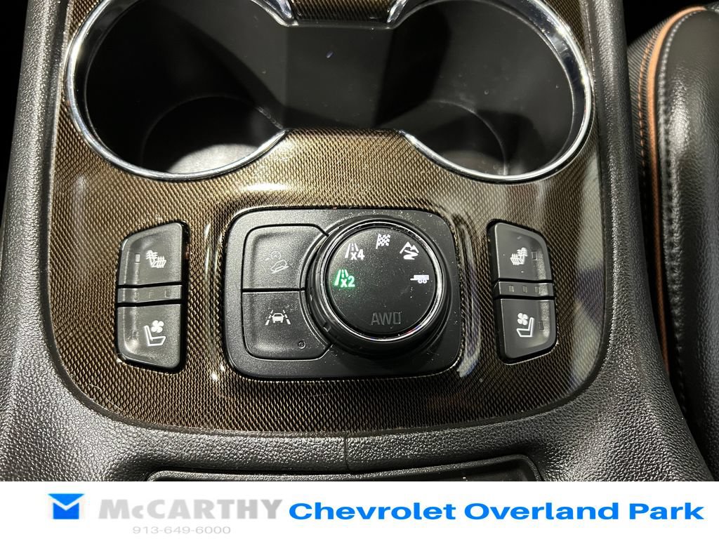 Used 2021 GMC Acadia AT4 w/ Technology Package AWD/4WD image 24