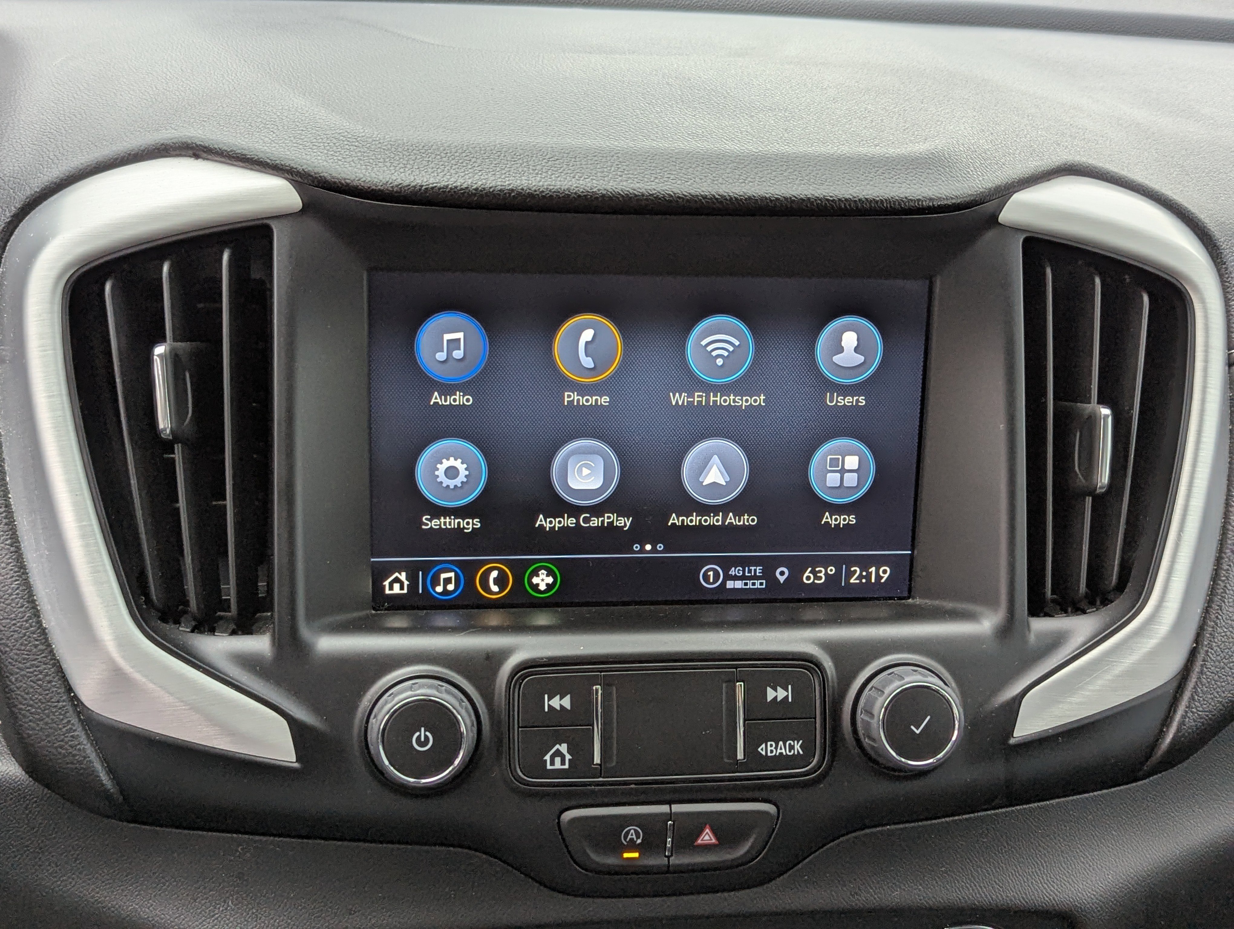 Used 2023 GMC Terrain SLT image 21