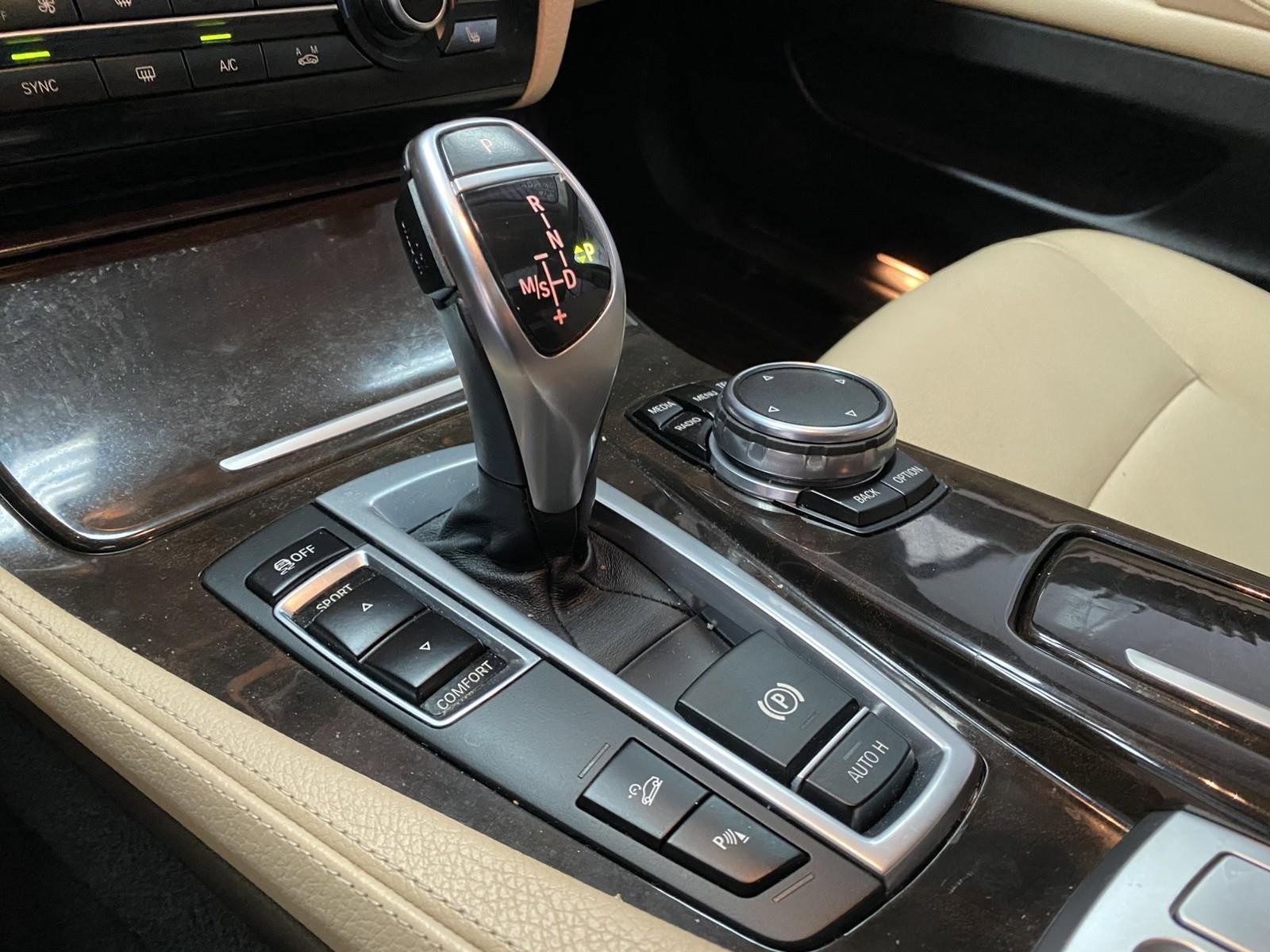 Used 2016 BMW 528i xDrive Sedan image 23