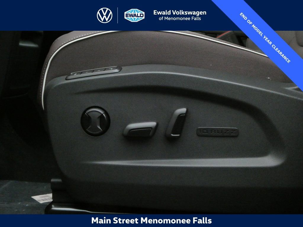 New 2025 Volkswagen ID. Buzz Pro S Plus AWD/4WD image 10