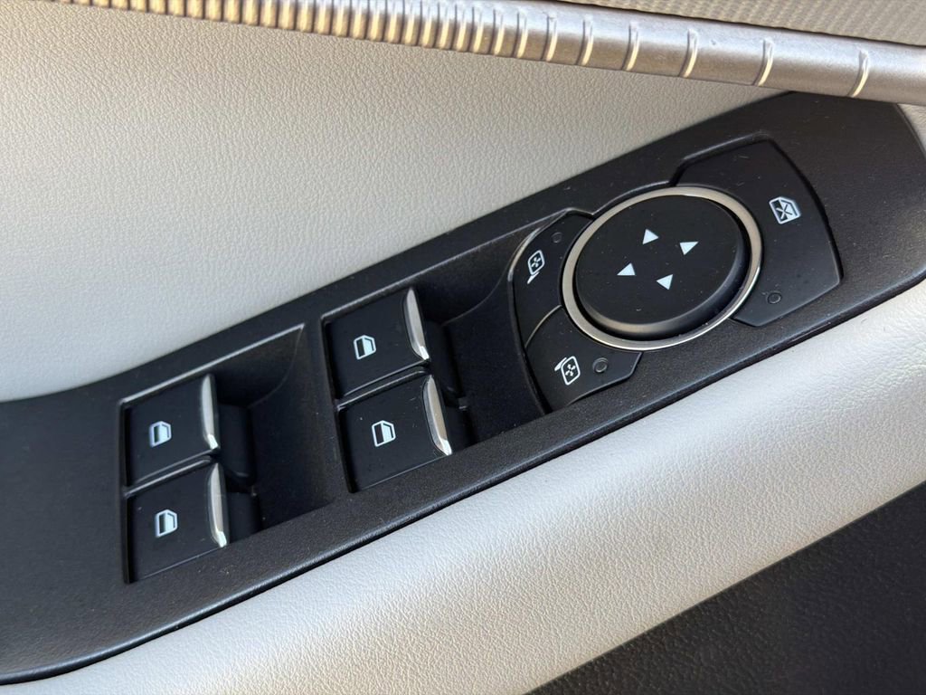 Used 2025 Ford Explorer Active w/ Active Comfort Package image 20