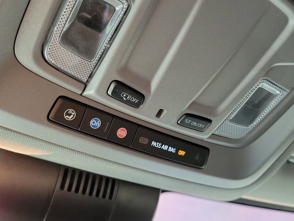 Used 2022 Chevrolet Silverado 1500 LT Trail Boss w/ Protection Package image 14