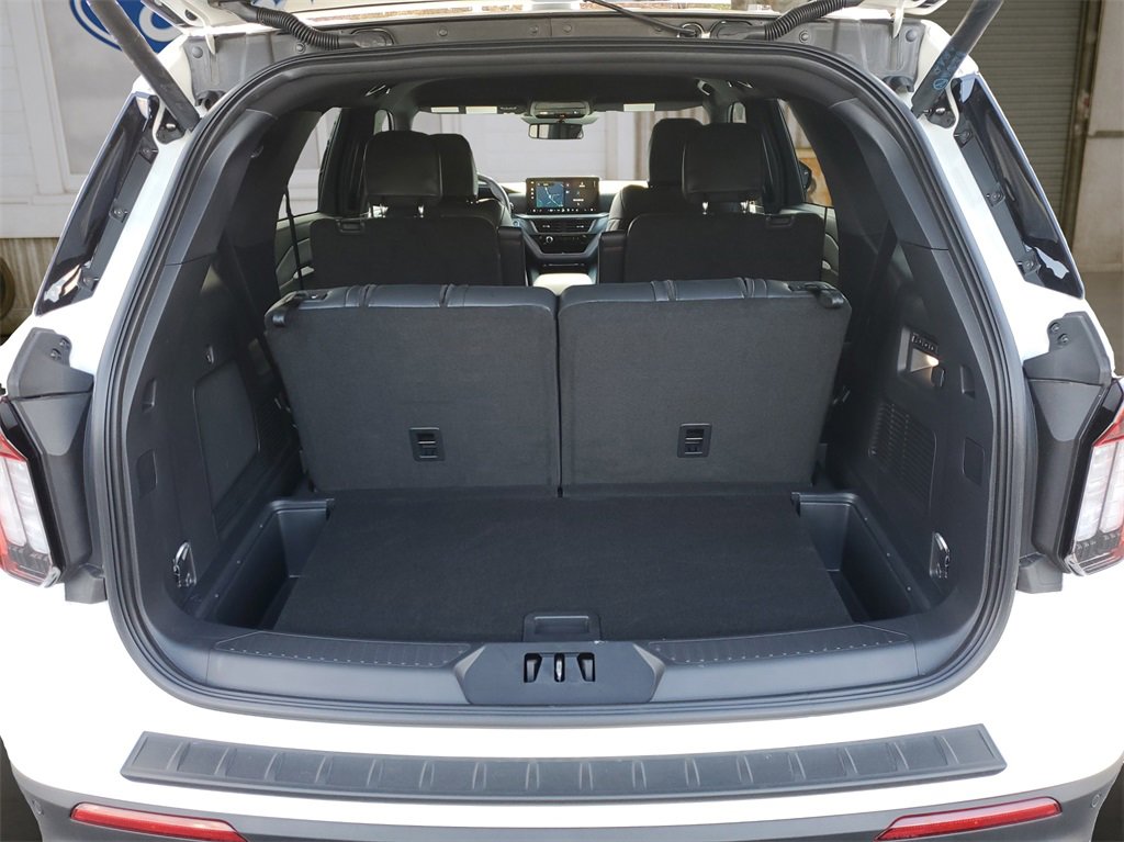 Certified 2025 Ford Explorer ST image 26