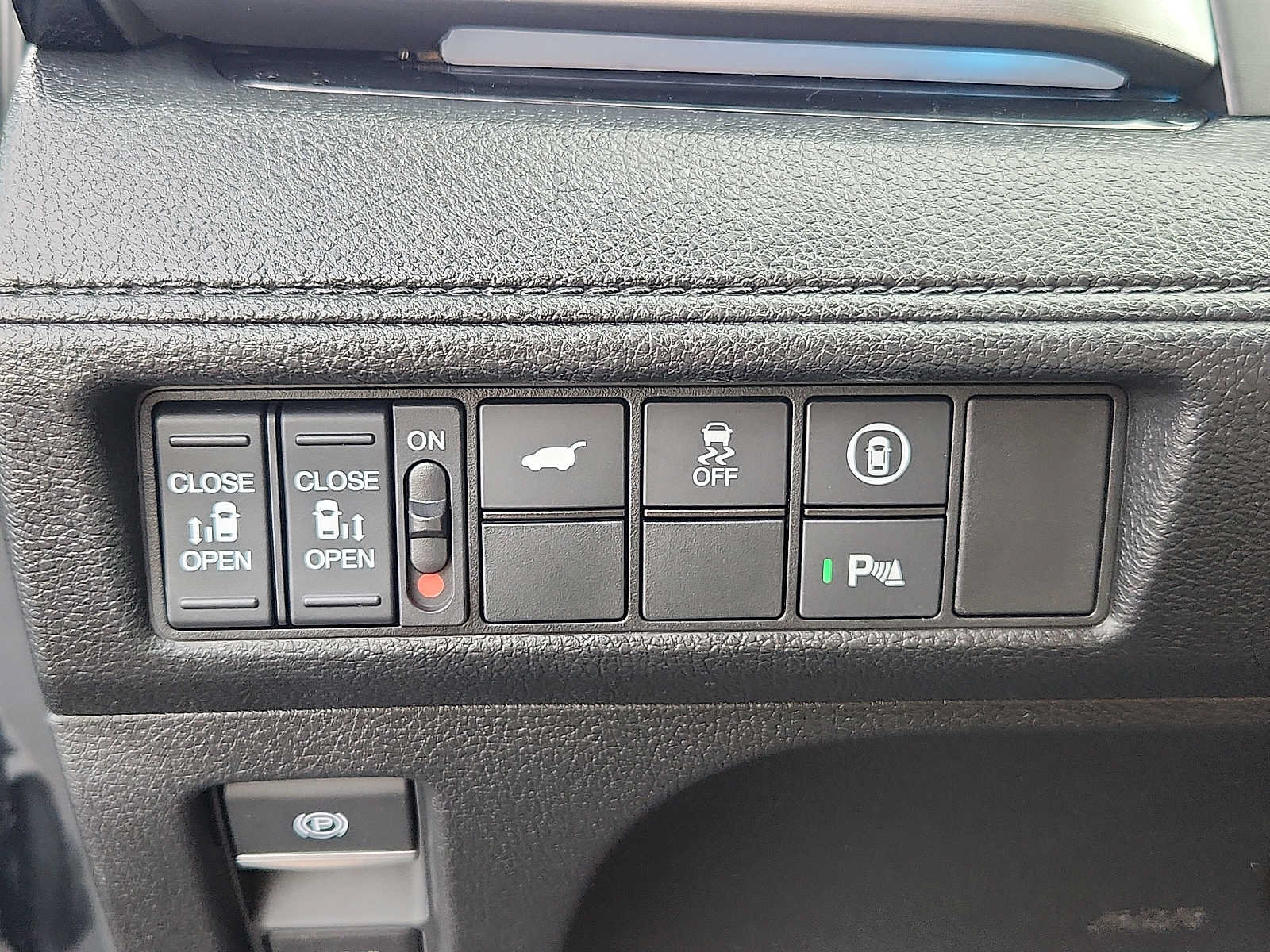 Certified 2023 Honda Odyssey Touring image 22