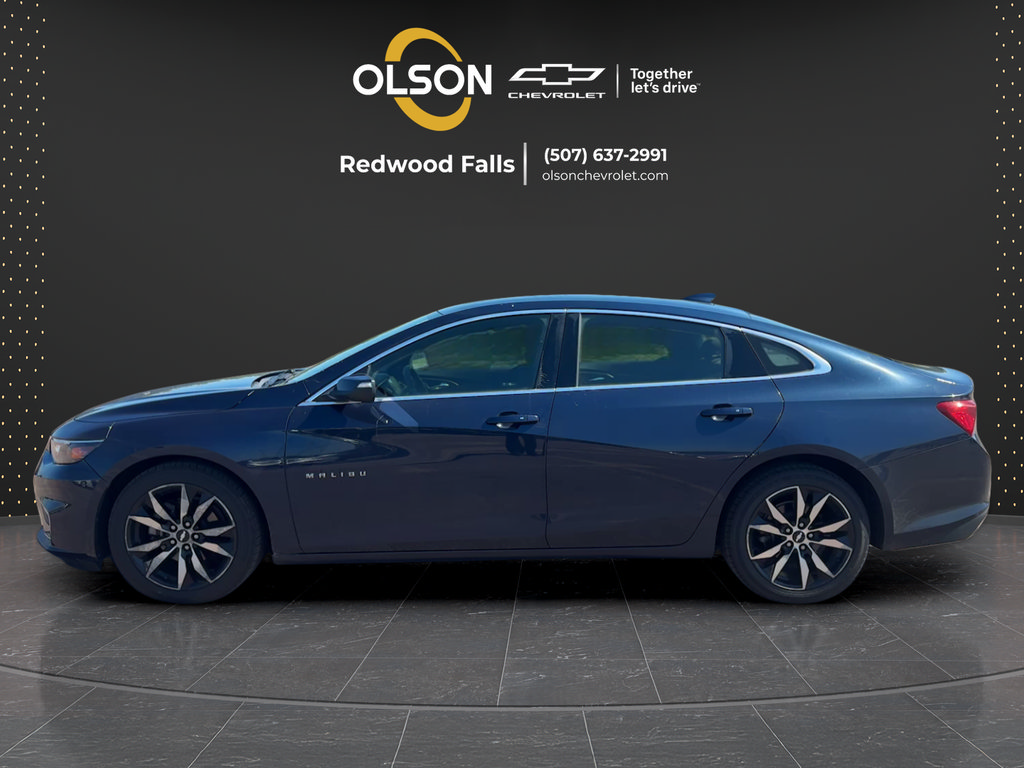 Used 2017 Chevrolet Malibu LT FWD image 2