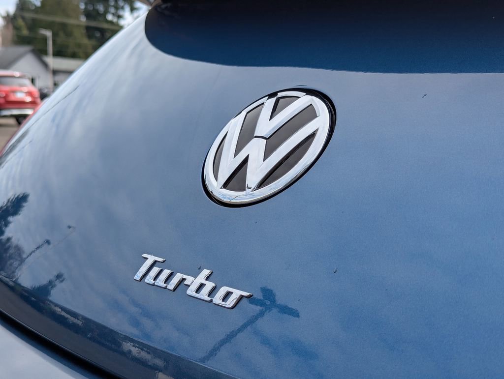 Used 2018 Volkswagen Beetle 2.0T S image 26