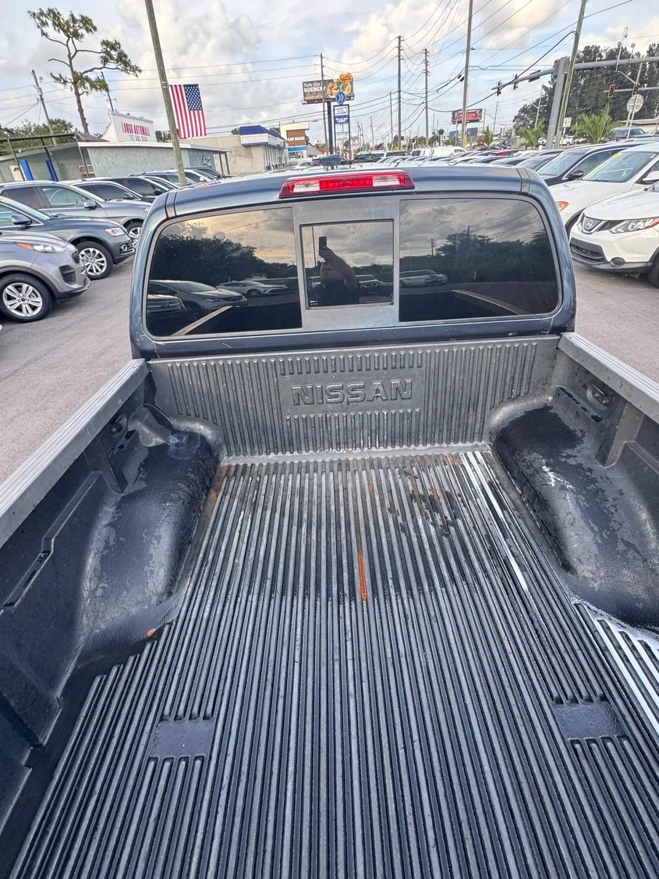 Used 2016 Nissan Frontier SV RWD image 14
