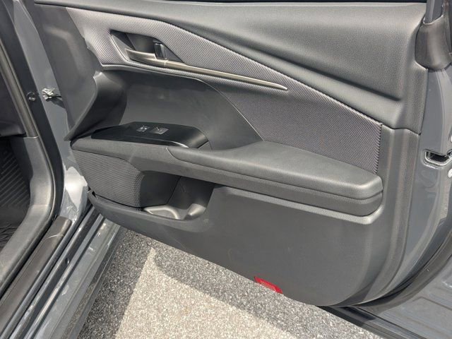 Used 2026 Toyota Camry SE w/ Convenience Package FWD image 13