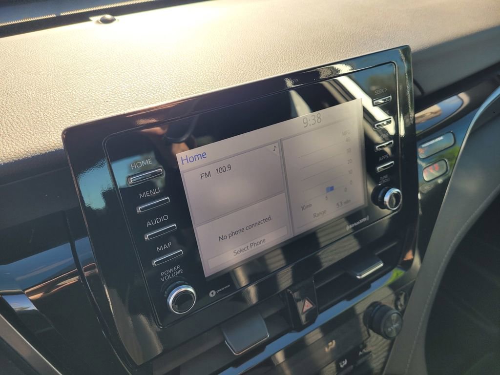 Used 2023 Toyota Camry SE image 12