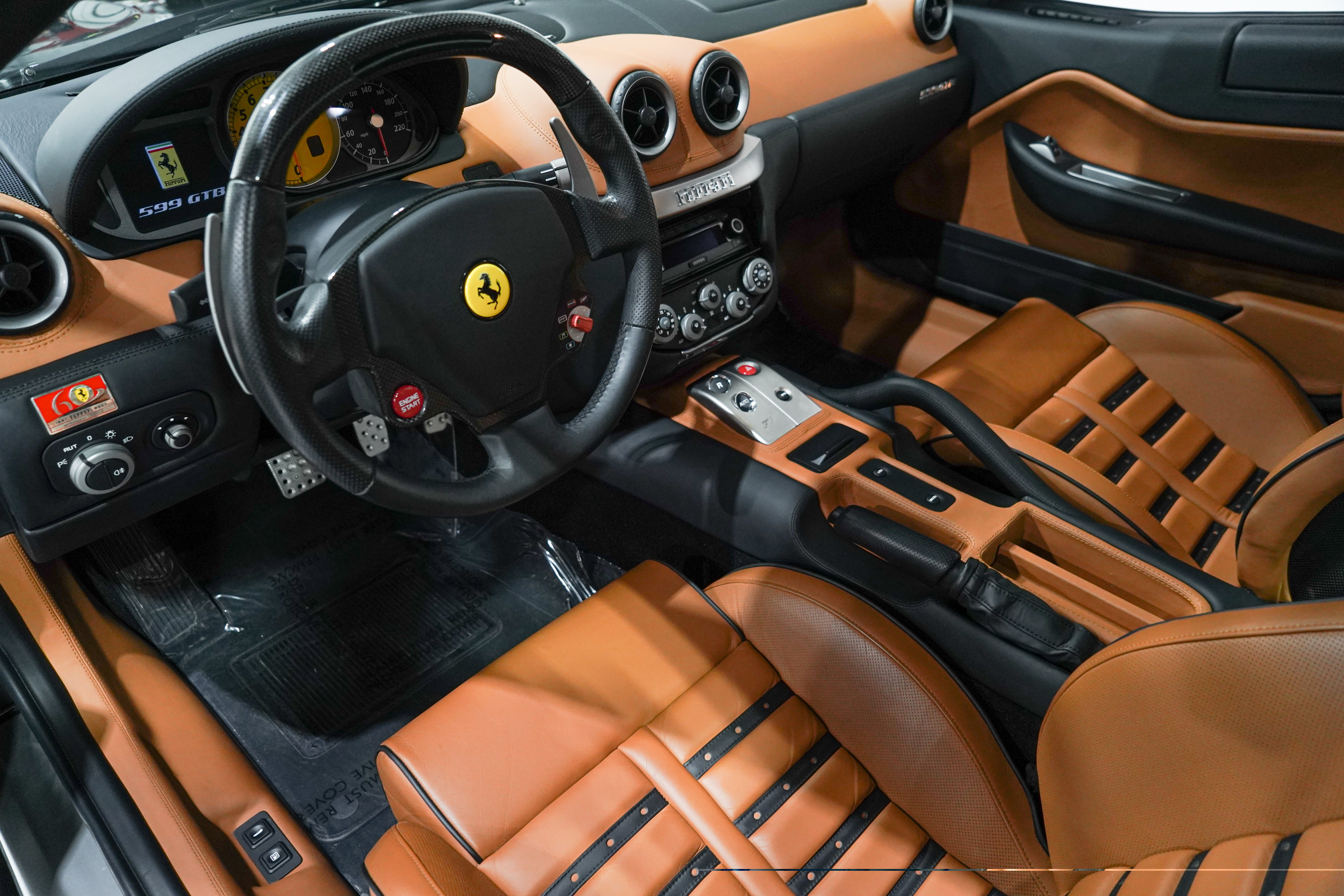 Used 2007 Ferrari 599 GTB Fiorano RWD image 2