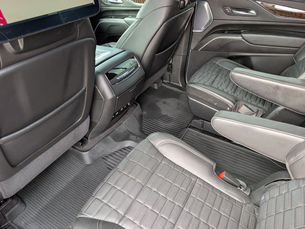 Certified 2024 Cadillac Escalade Sport Platinum w/ LPO, ONYX Package image 19