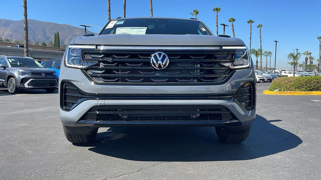 New 2026 Volkswagen Atlas Cross Sport SEL R-Line AWD/4WD image 4